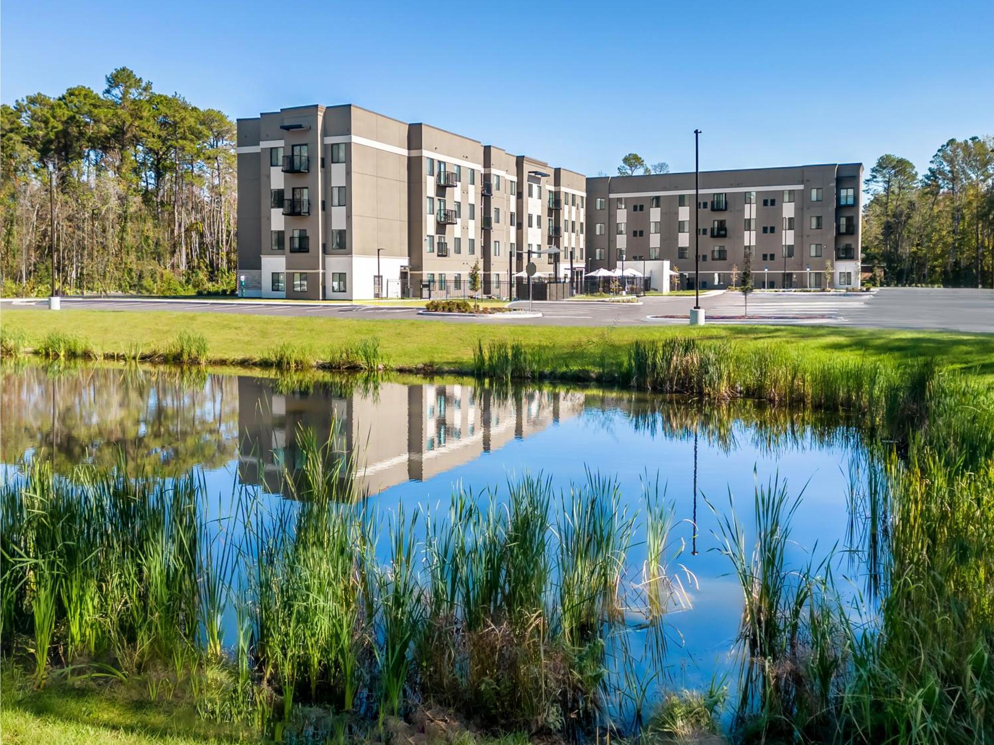 Waterwalk Extended Stay By Wyndham Jacksonville Deerwood Pk Dış mekan fotoğraf